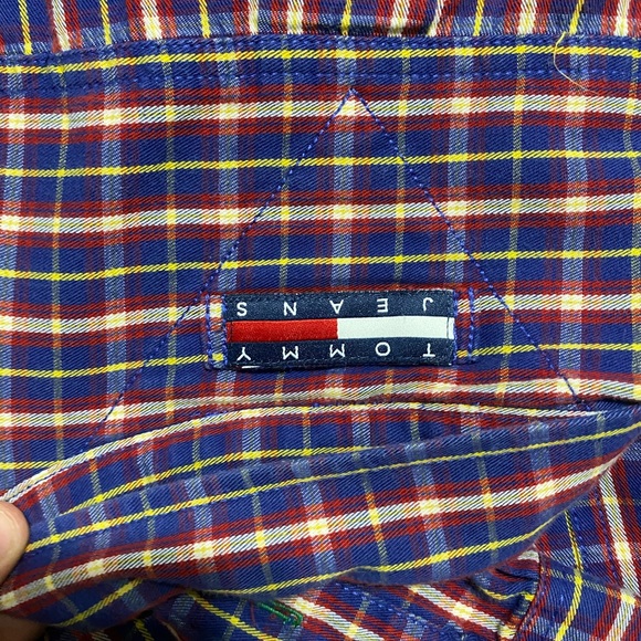 Vintage tommy jeans button up - Picture 3 of 3